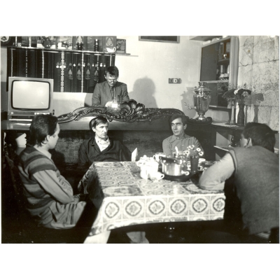 Фото конца 1980-х гг. Слева направо: А.А. Рожников, А.А. Васильев, В.В. Кондратёнок, В. Попов, А.В. Сусликов